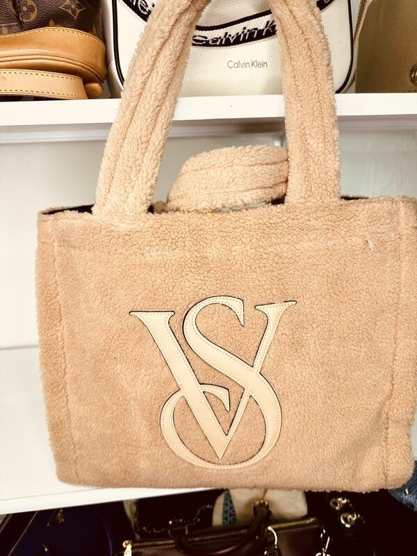 Tote de peluche