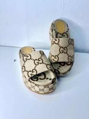 Sandalias GUCCI