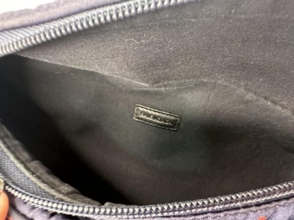 Cangurera Balenciaga