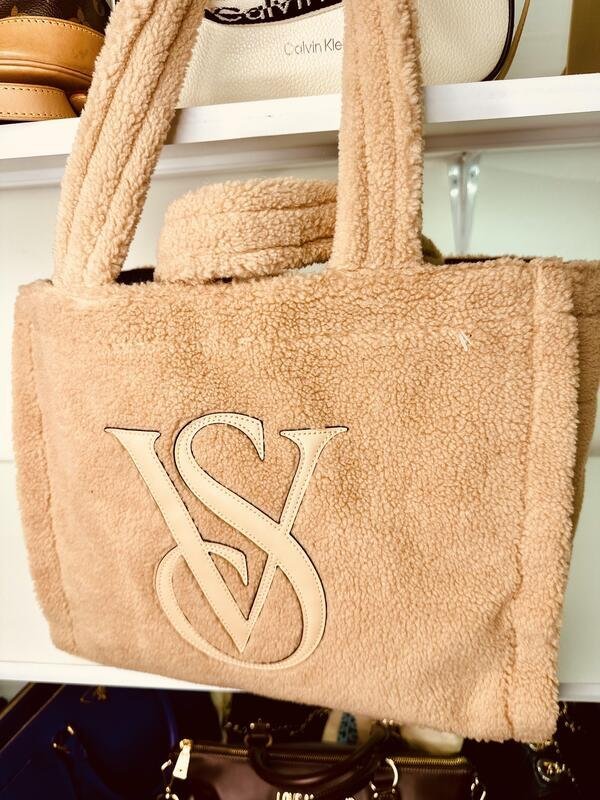 Tote de peluche