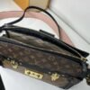 Bolsa trunk cruzada monograma